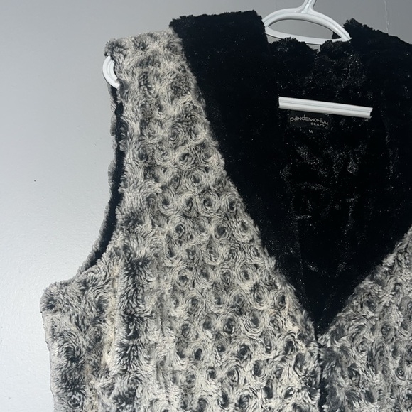 Pandemonium Seattle Shawl Collar Vest. Size medium - Picture 3 of 6